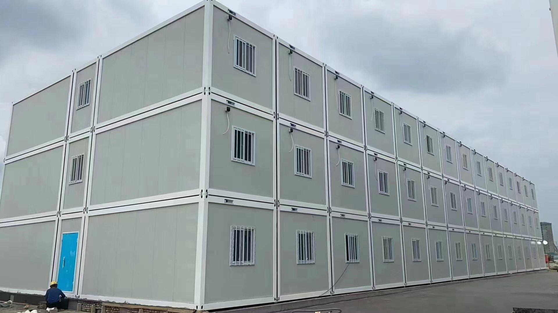Flat-pack Container House